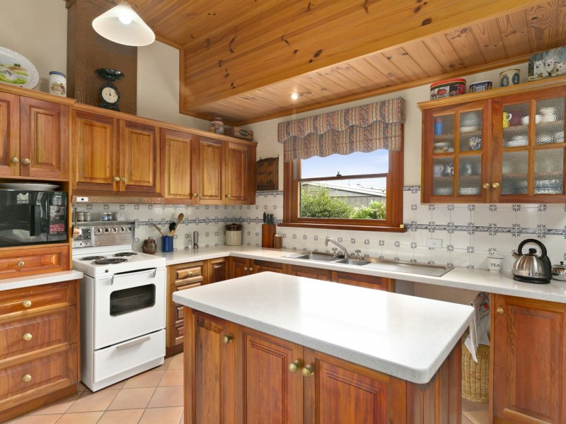 15 High Street, Eildon VIC 3713