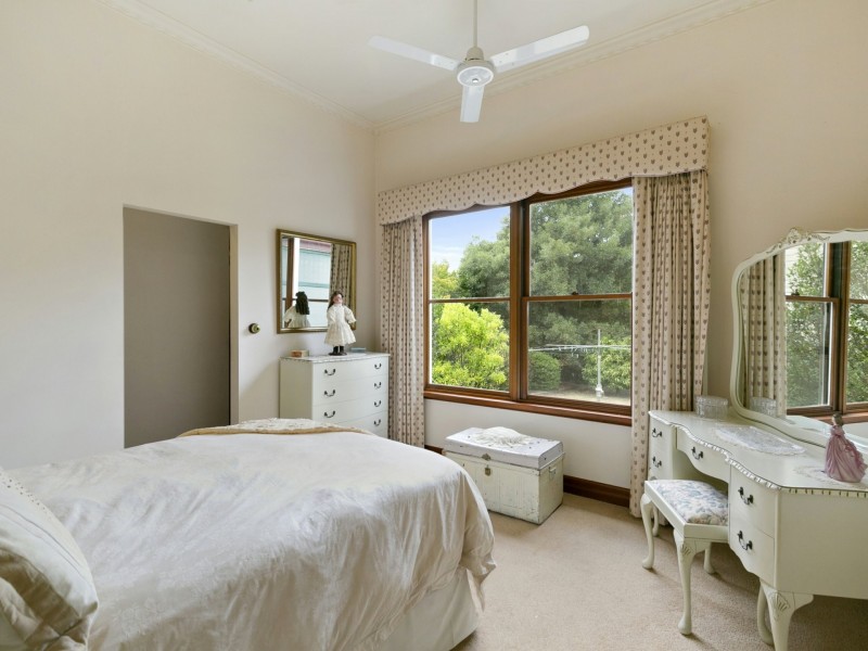 15 High Street, Eildon VIC 3713