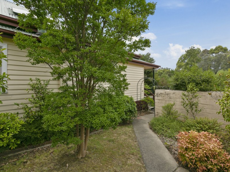 15 High Street, Eildon VIC 3713