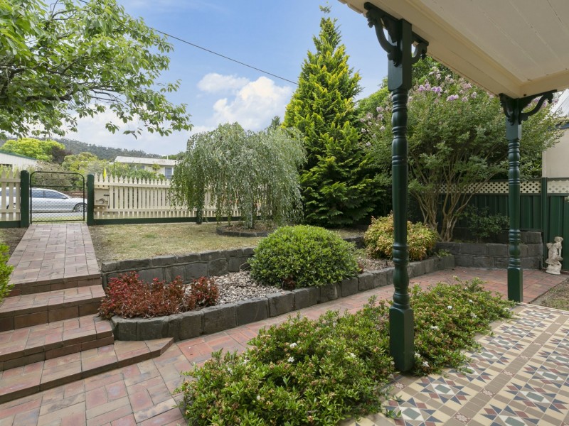 15 High Street, Eildon VIC 3713