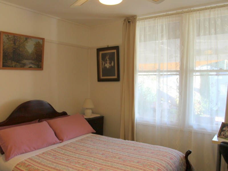 4 Hillside Avenue, Eildon VIC 3713