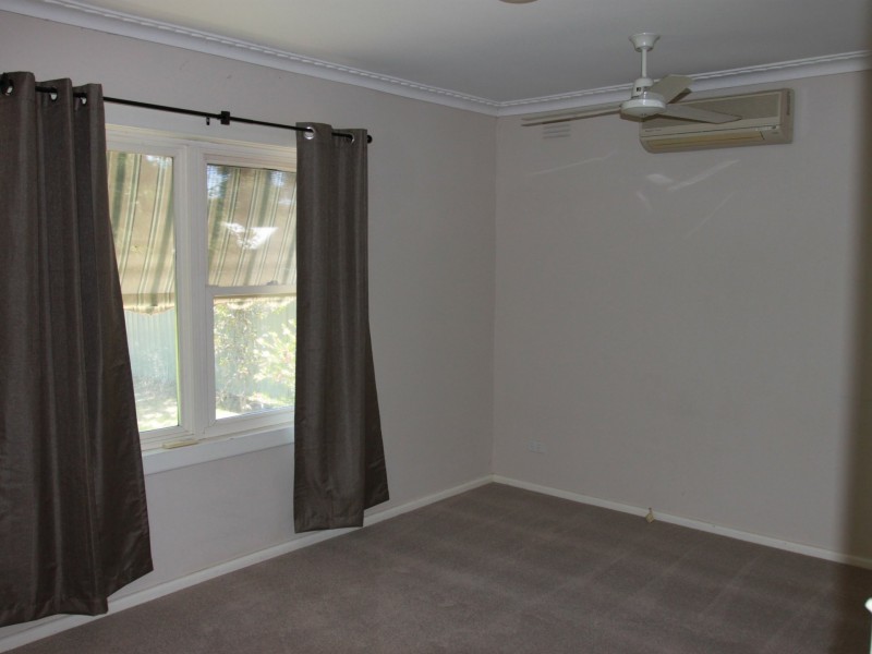 16 Perkins Street, Alexandra VIC 3714