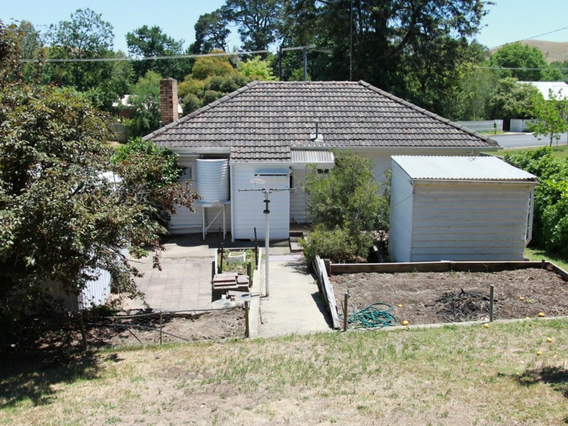 16 Perkins Street, Alexandra VIC 3714