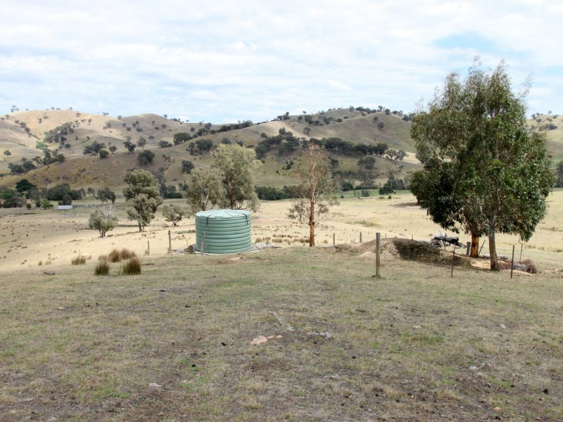Part 854 Spring Creek Road, Fawcett VIC 3714