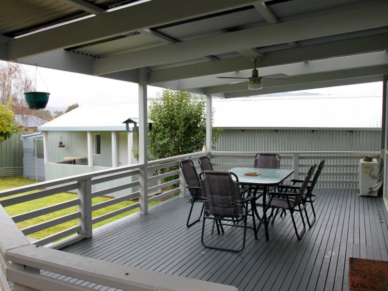 22 Fourth Street, Eildon VIC 3713
