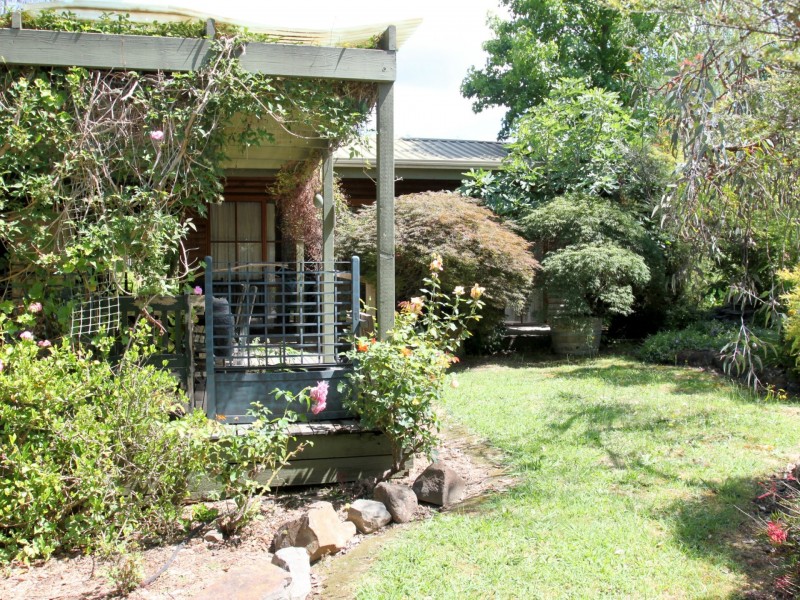 13 Tuohy Court, Eildon VIC 3713