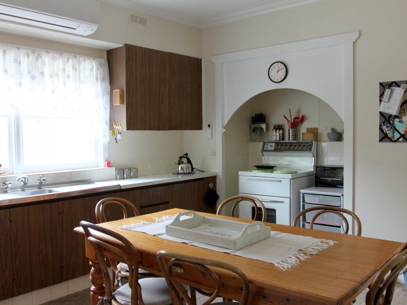 28 Aitken Street, Alexandra VIC 3714