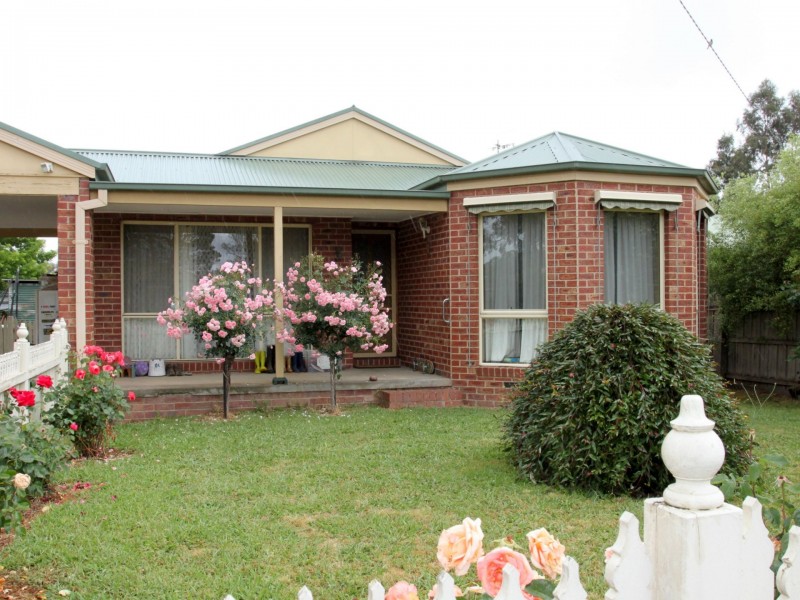 28 Rose Street, Alexandra VIC 3714