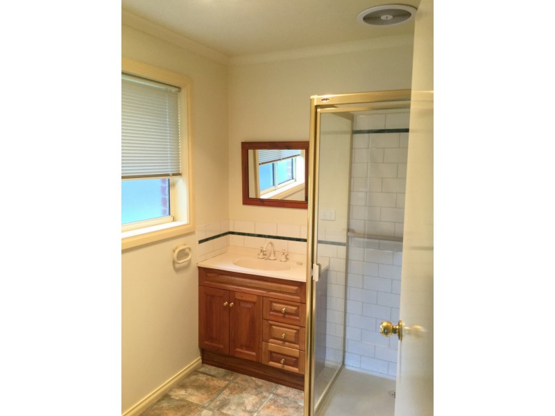 28 Rose Street, Alexandra VIC 3714