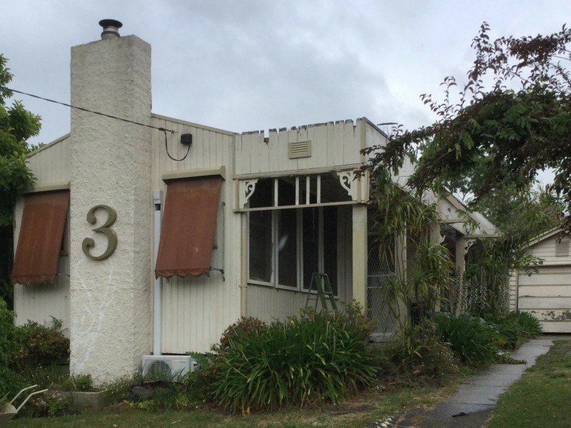 3 Hillside Ave, Eildon VIC 3713