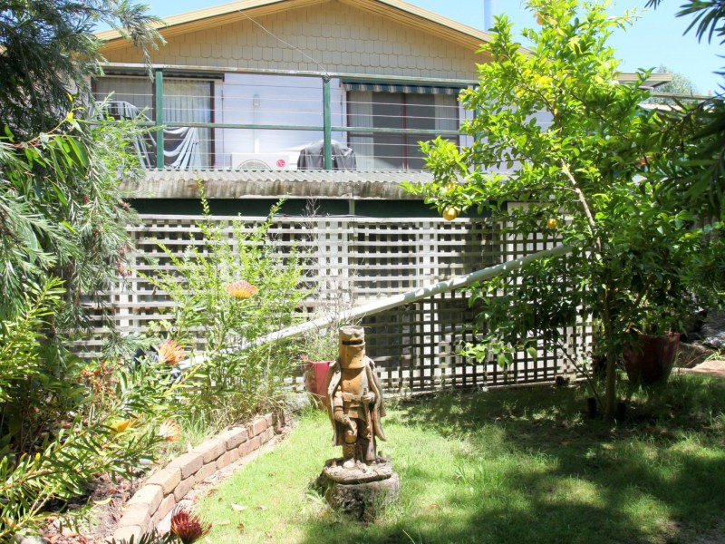 18 Hillside Avenue, Eildon VIC 3713