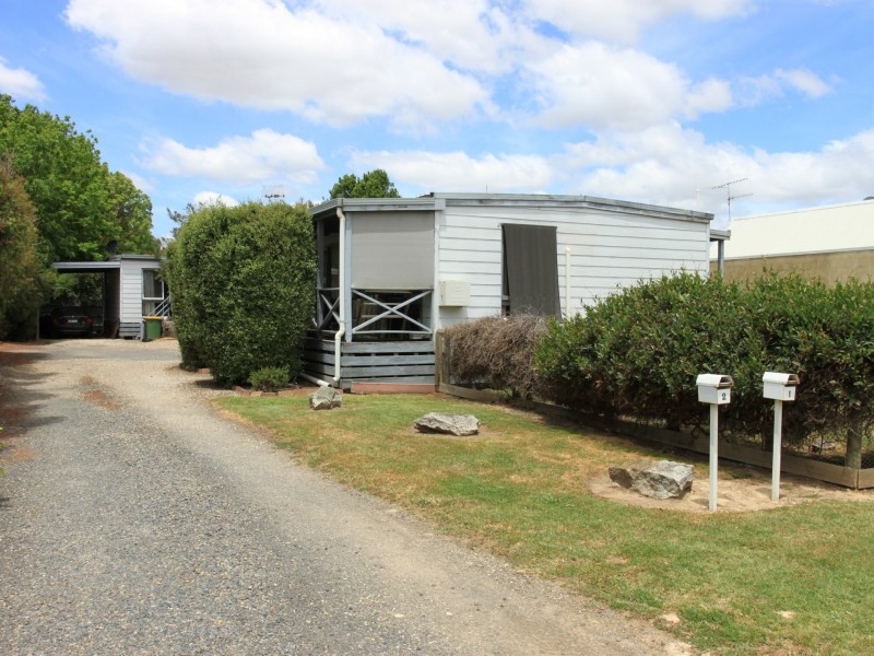 52 William Street, Alexandra VIC 3714