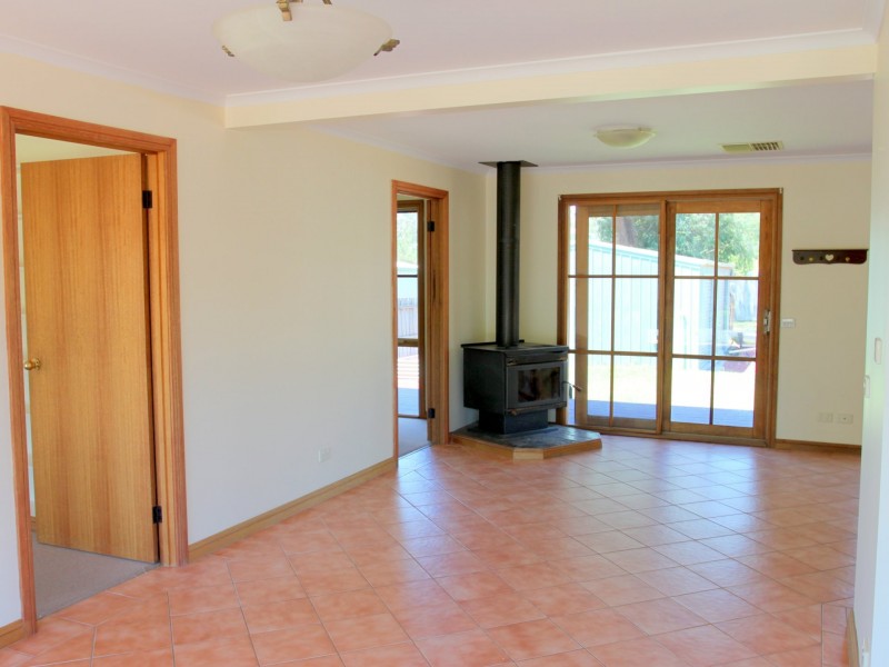 49 Coster Street, Alexandra VIC 3714