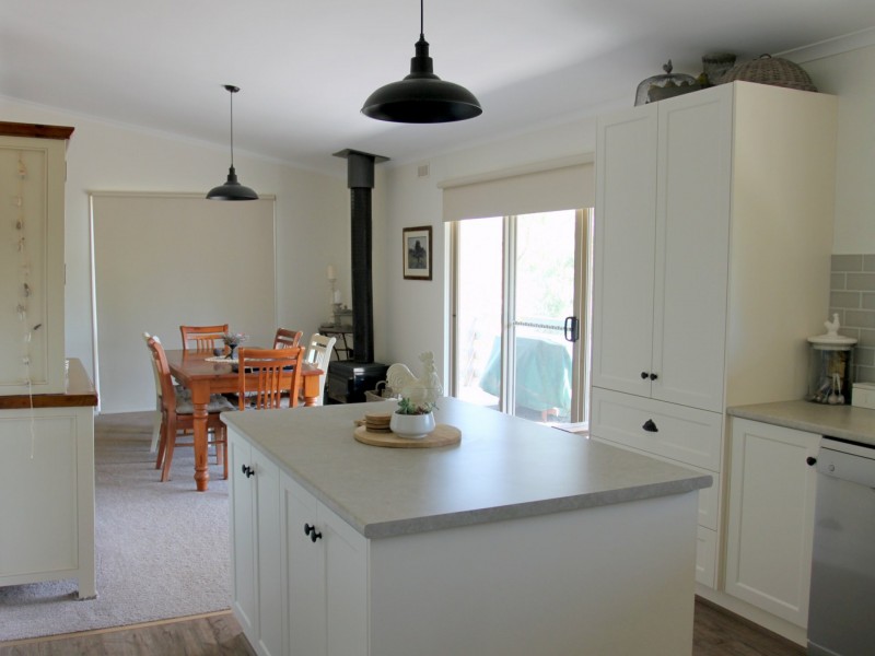62 Old Gobur Rd, Yarck VIC 3719