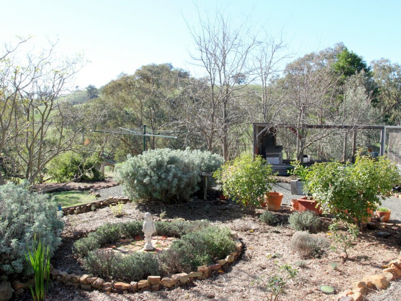 62 Old Gobur Rd, Yarck VIC 3719