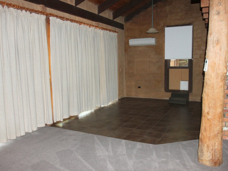 12 Pendlebury Street, Alexandra VIC 3714