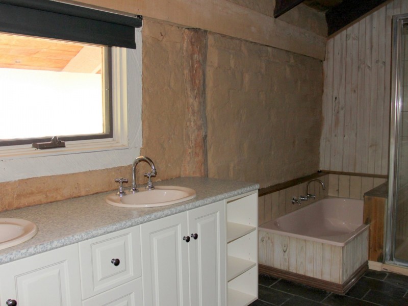 12 Pendlebury Street, Alexandra VIC 3714