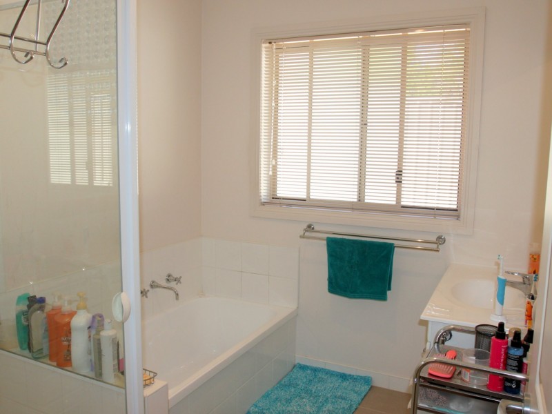 5 Halls Flat Road, Alexandra VIC 3714