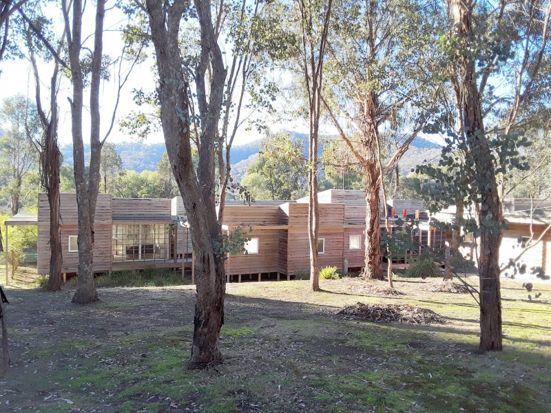111 Alford Avenue, Eildon VIC 3713