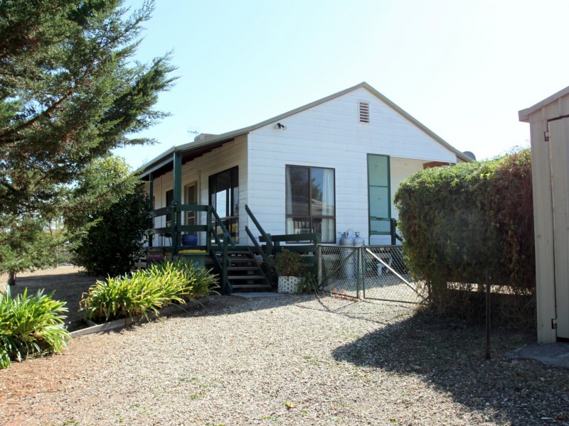 90 Nihil Street, Alexandra VIC 3714
