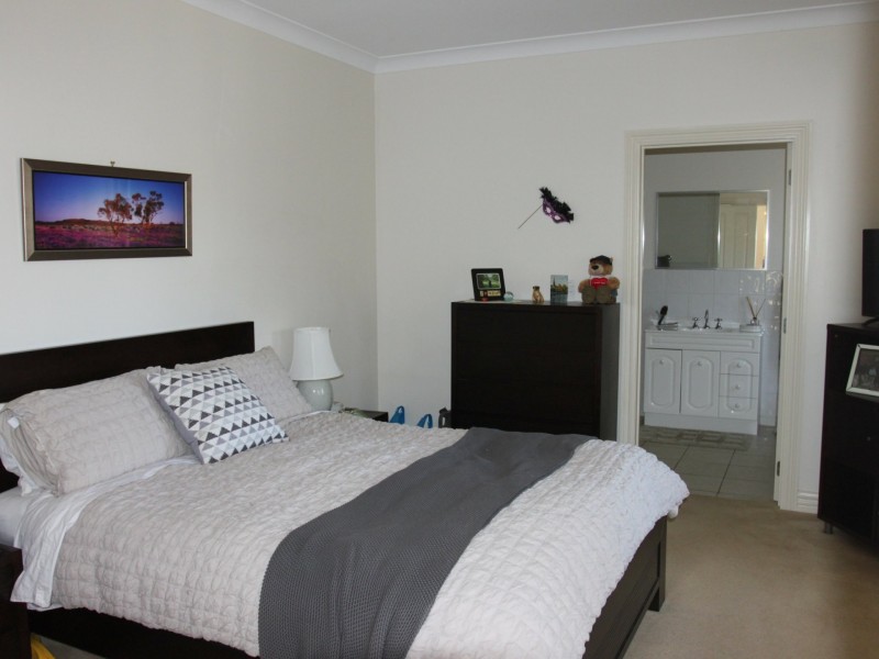 4/5 Myrtle Street, Alexandra VIC 3714