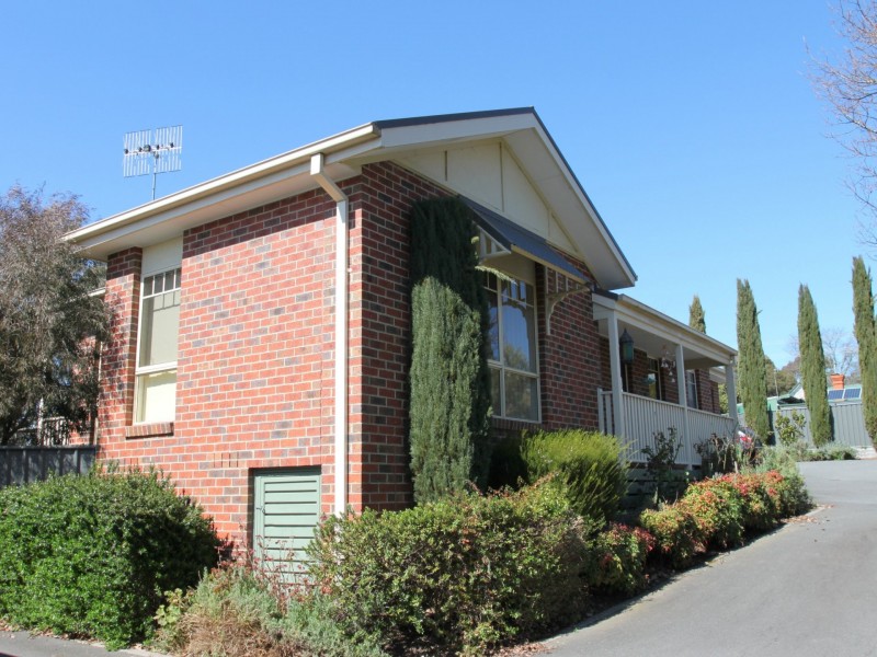 4/5 Myrtle Street, Alexandra VIC 3714