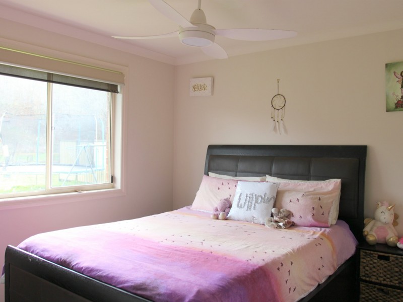 17 Peterkin Street, Alexandra VIC 3714