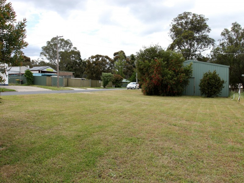 2 Main Street, Eildon VIC 3713