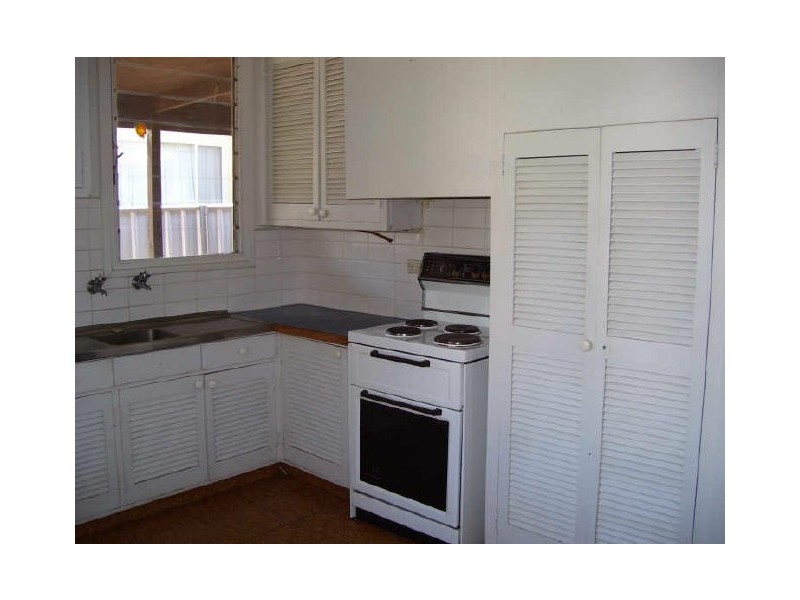 2 Tenth Street, Eildon VIC 3713