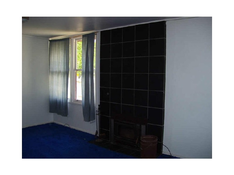 2 Tenth Street, Eildon VIC 3713