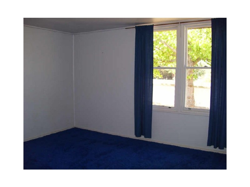 2 Tenth Street, Eildon VIC 3713