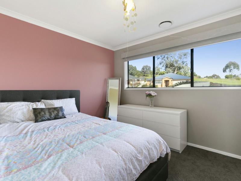 1 Dunn Court, Alexandra VIC 3714