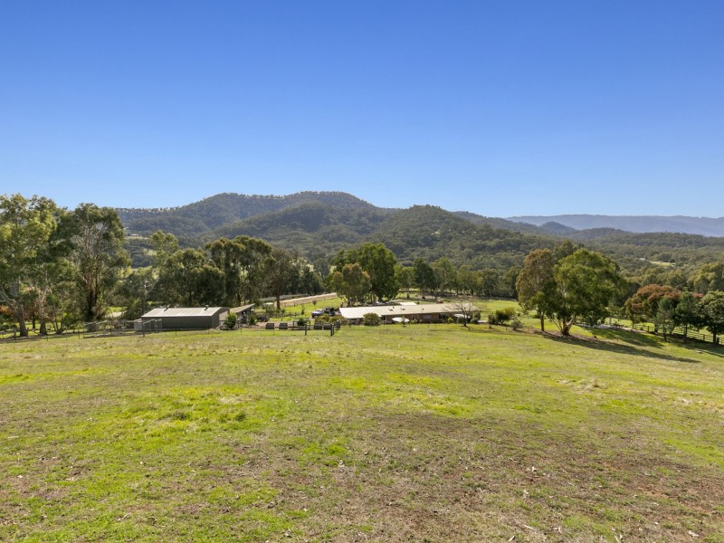 39 Skyline Road, Eildon VIC 3713