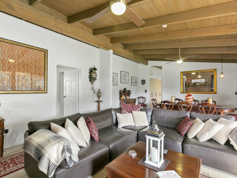 39 Skyline Road, Eildon VIC 3713