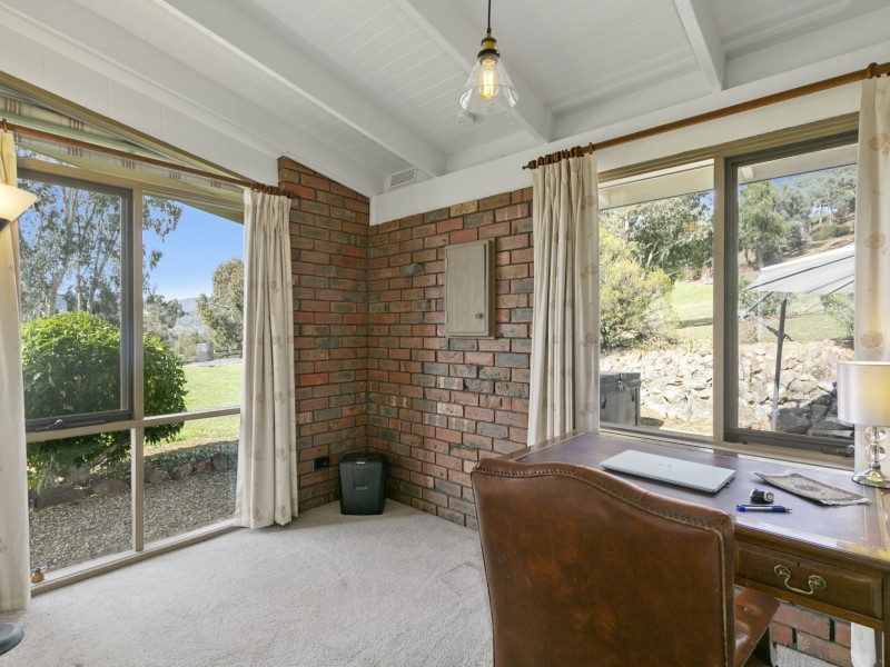 39 Skyline Road, Eildon VIC 3713