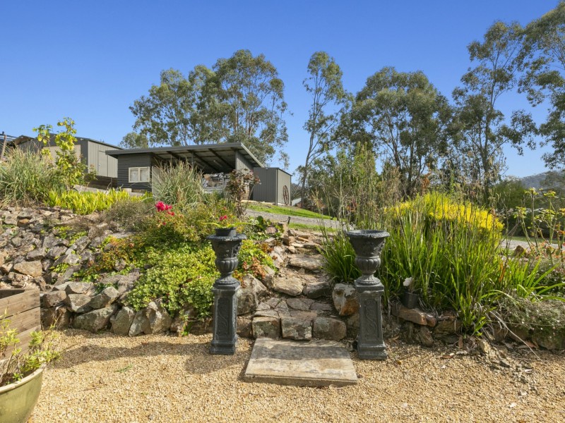 39 Skyline Road, Eildon VIC 3713