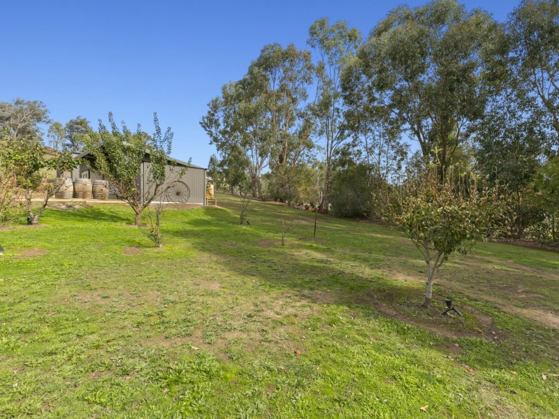 39 Skyline Road, Eildon VIC 3713