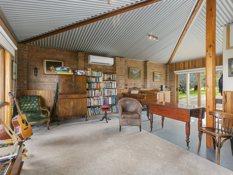 23 Old Fawcett Road, Alexandra VIC 3714