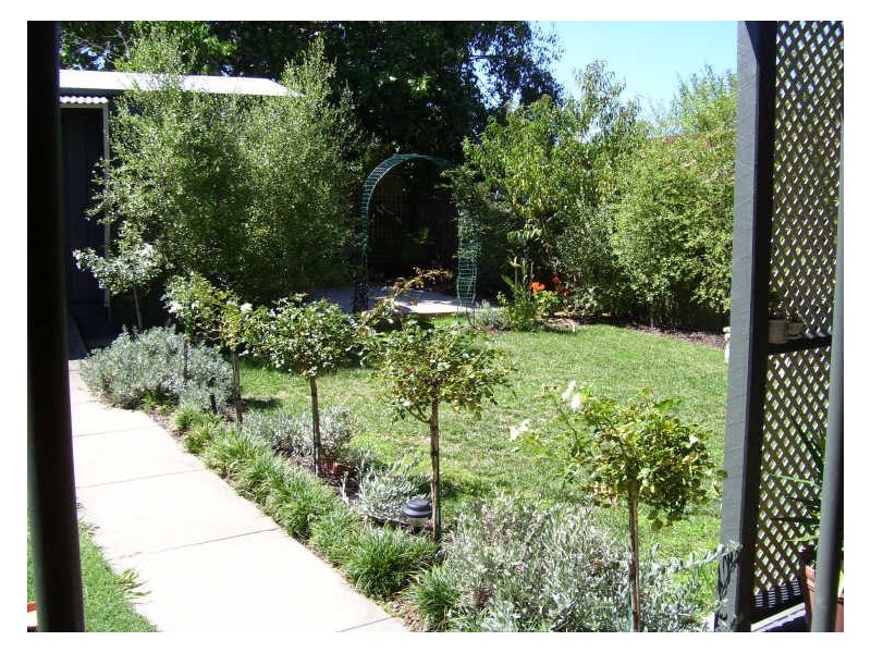 26 Tenth Street, Eildon VIC 3713