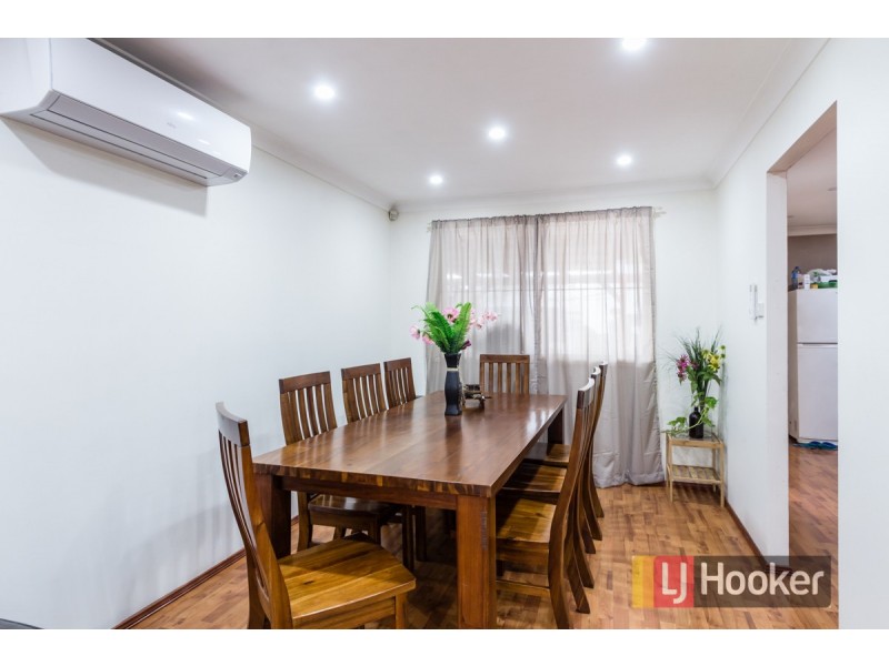 64 Sweeney Avenue, Plumpton NSW 2761