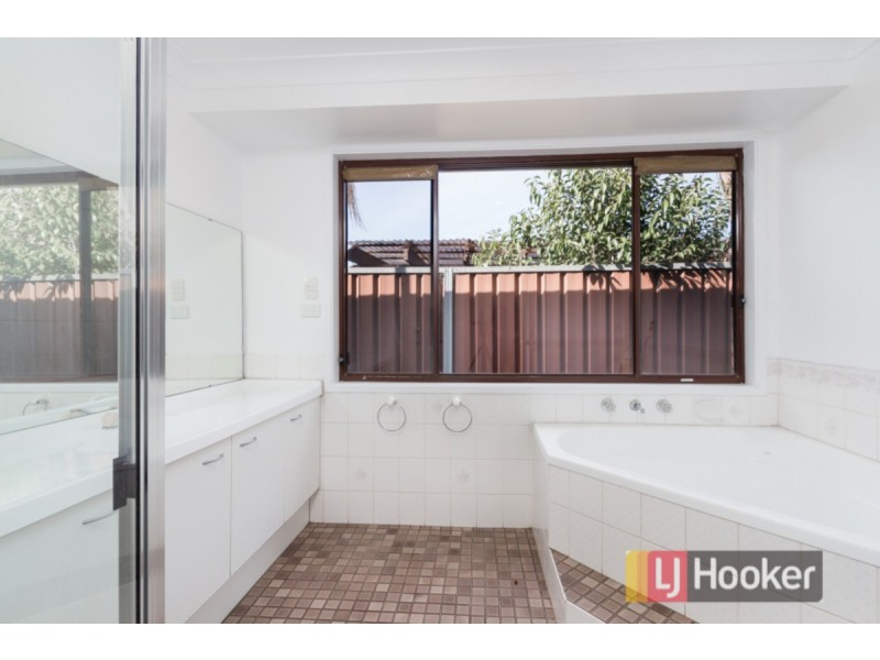 9 Calida Crescent, Hassall Grove NSW 2761