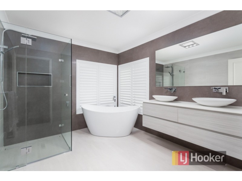 1 Briarwood Avenue, Glenmore Park NSW 2745