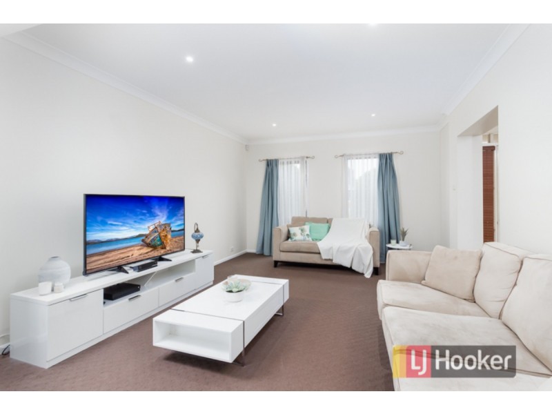 1 Briarwood Avenue, Glenmore Park NSW 2745