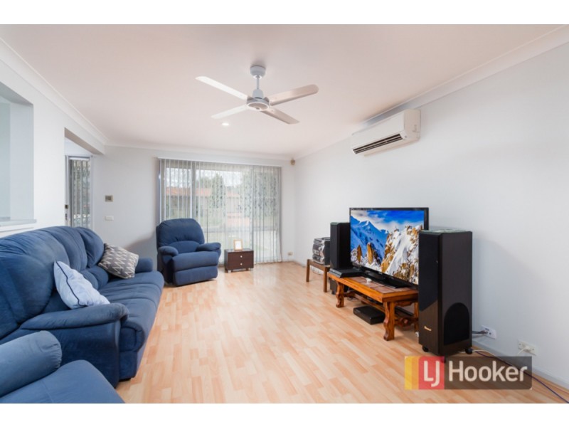 11 Woodley Crescent, Glendenning NSW 2761