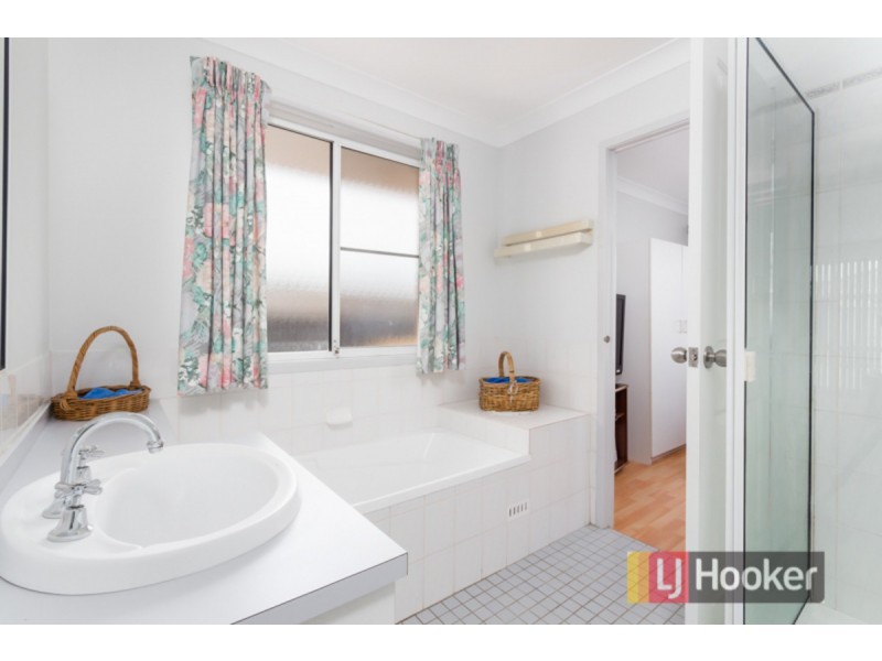 11 Woodley Crescent, Glendenning NSW 2761