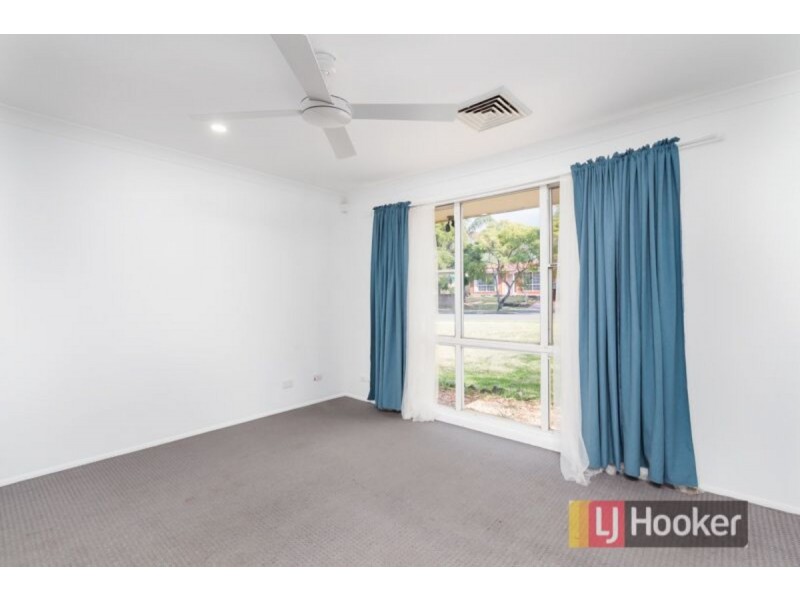 2 Aquilina Drive, Plumpton NSW 2761