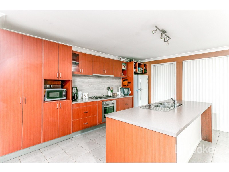 4 Ferdinand Crescent, Ropes Crossing NSW 2760