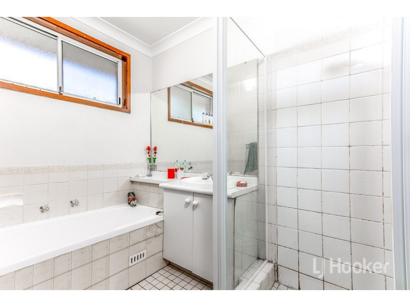 4 Derek Place, Hassall Grove NSW 2761