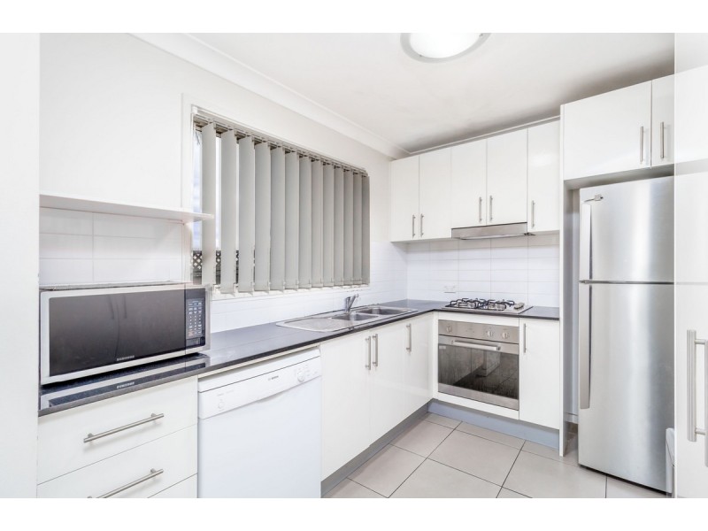 2/62 Derby Street, Rooty Hill NSW 2766