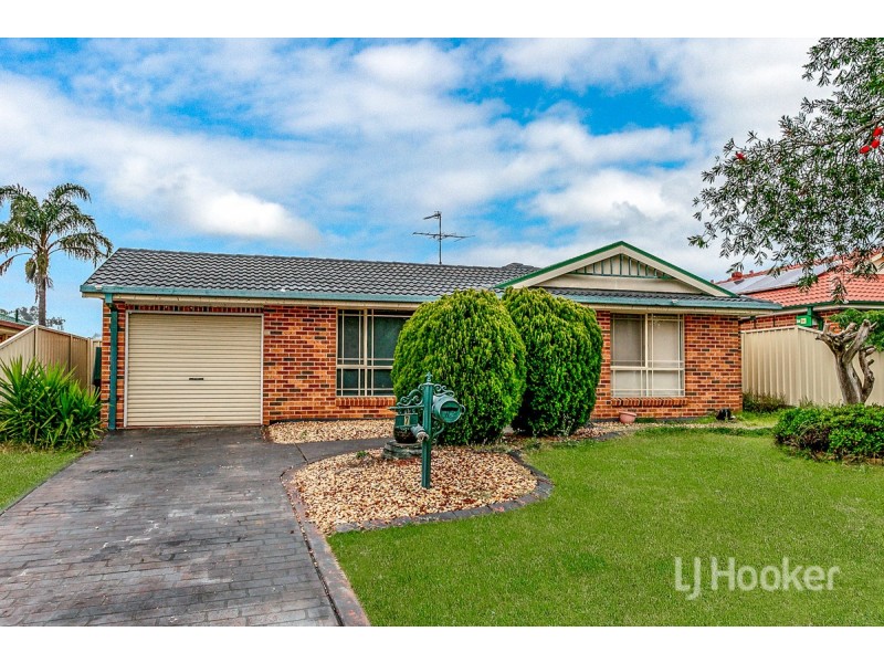 7 Lapwing Way, Plumpton NSW 2761